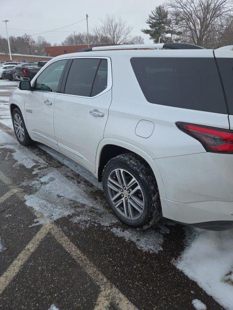 used 2023 Chevrolet Traverse car, priced at $36,990