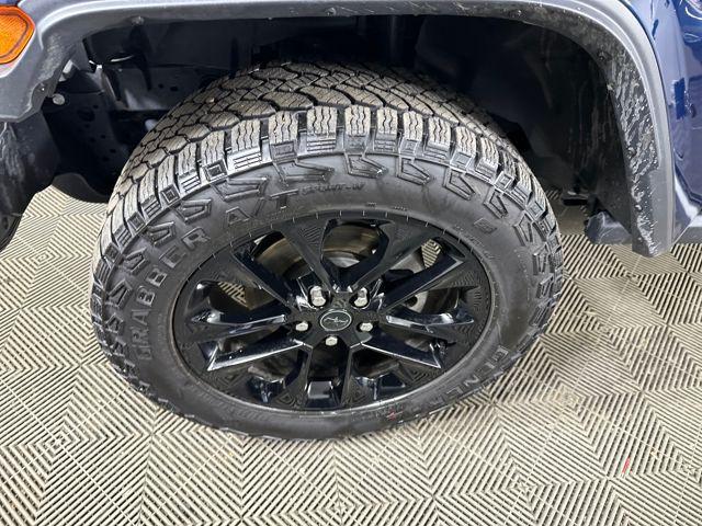 used 2025 Jeep Gladiator car, priced at $34,490