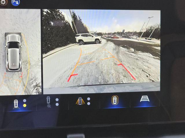 new 2026 Chevrolet Equinox car, priced at $35,990