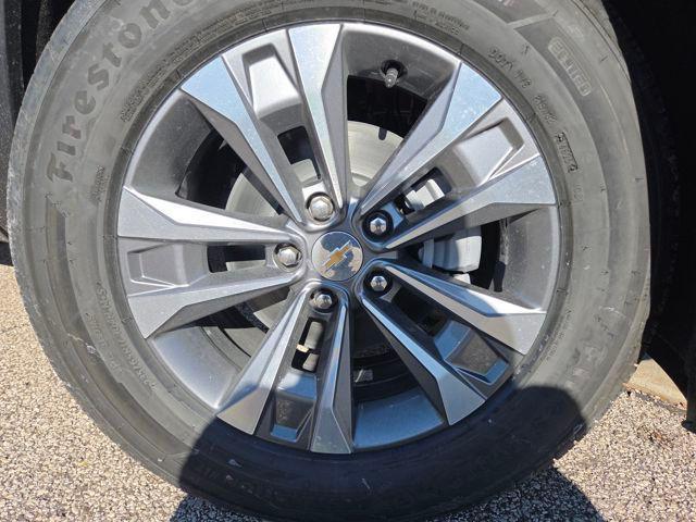 new 2026 Chevrolet Equinox car, priced at $31,290