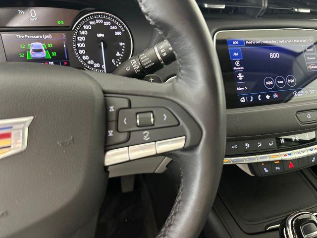 used 2022 Cadillac XT4 car, priced at $23,990