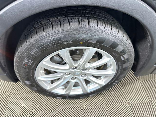 used 2022 Cadillac XT4 car, priced at $23,990