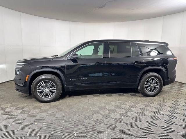 used 2024 Chevrolet Traverse car, priced at $31,770
