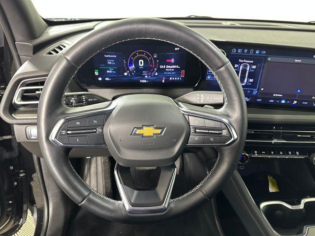 used 2024 Chevrolet Traverse car, priced at $31,770