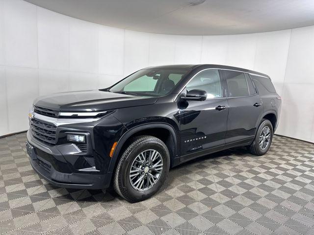 used 2024 Chevrolet Traverse car, priced at $31,770