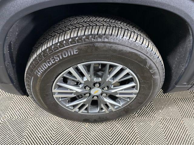 used 2024 Chevrolet Traverse car, priced at $31,770