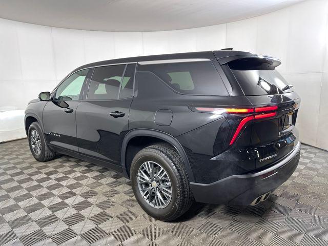 used 2024 Chevrolet Traverse car, priced at $31,770