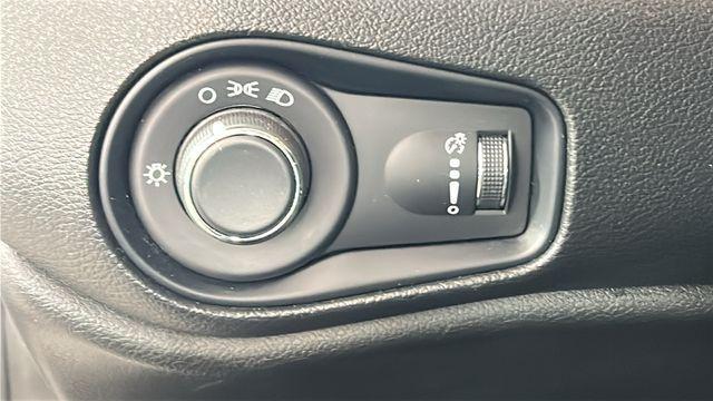 used 2021 Jeep Renegade car, priced at $17,948