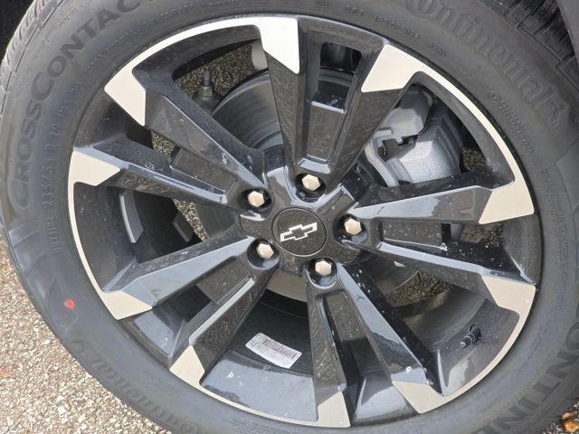 new 2026 Chevrolet Equinox car, priced at $32,086