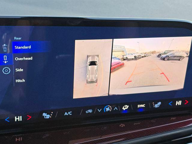 new 2026 Chevrolet Traverse car, priced at $53,085