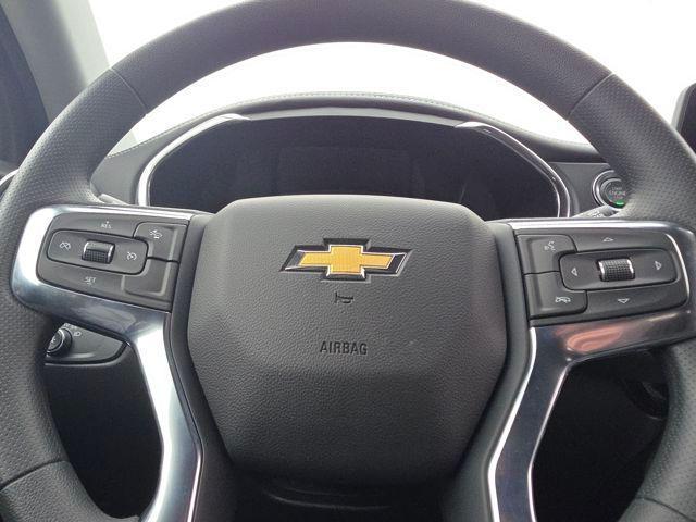 new 2025 Chevrolet Blazer car, priced at $36,586