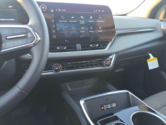 new 2026 Chevrolet Equinox car, priced at $31,506