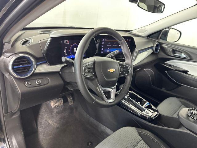 used 2025 Chevrolet Trax car, priced at $20,440