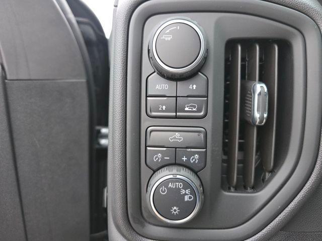 new 2025 Chevrolet Silverado 1500 car, priced at $43,686