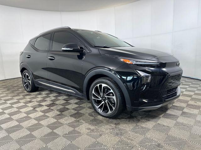 used 2023 Chevrolet Bolt EUV car, priced at $18,590