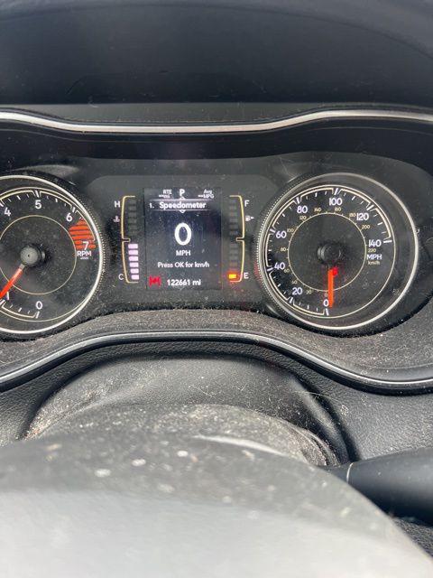 used 2020 Jeep Cherokee car, priced at $10,662