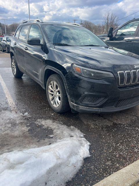 used 2020 Jeep Cherokee car, priced at $10,662