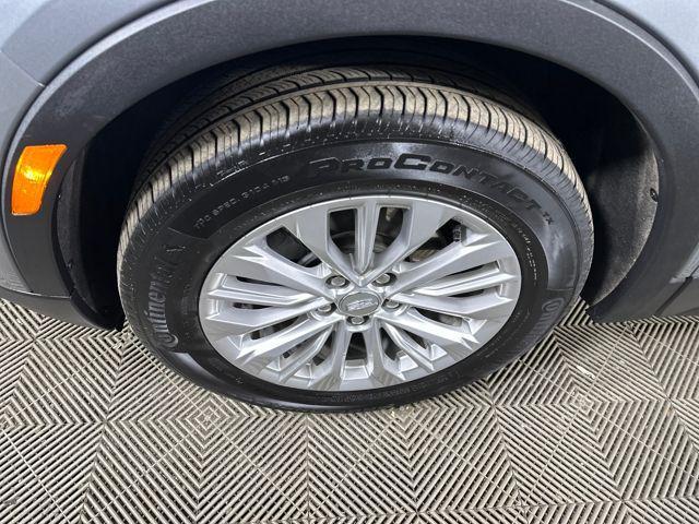 used 2024 Cadillac XT4 car, priced at $25,990