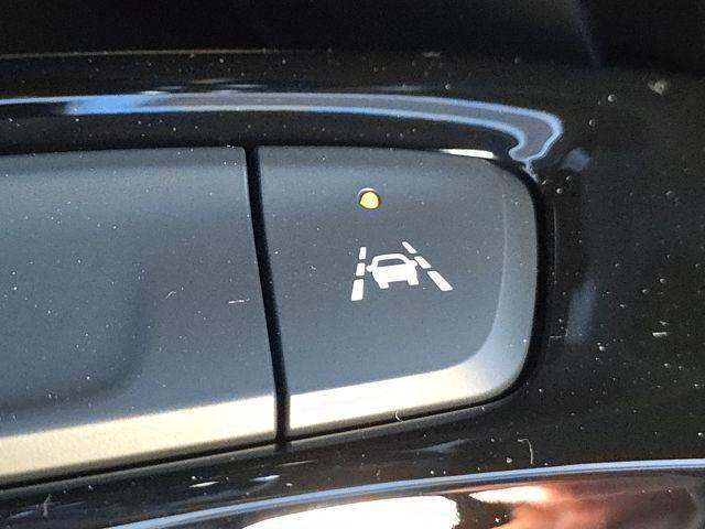 new 2026 Chevrolet Trax car, priced at $25,285