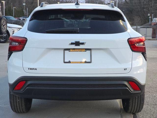 new 2026 Chevrolet Trax car, priced at $25,285