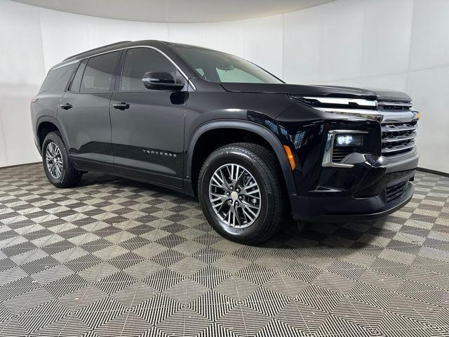 used 2026 Chevrolet Traverse car, priced at $33,990