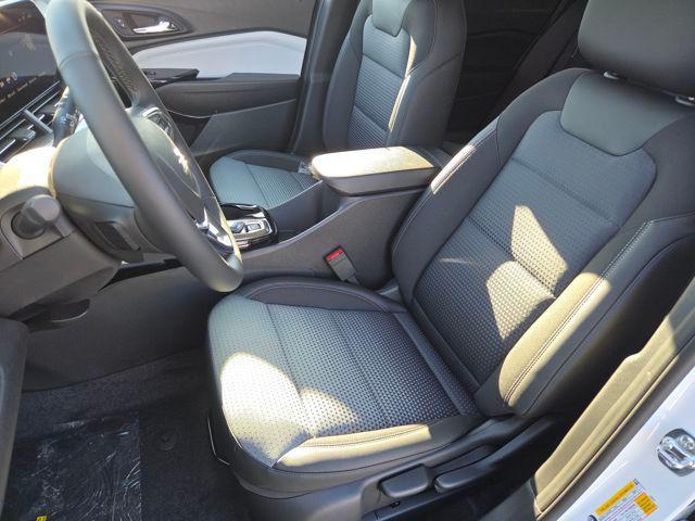 new 2026 Chevrolet Trax car, priced at $22,556