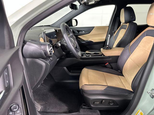 used 2025 Chevrolet Equinox car, priced at $29,997