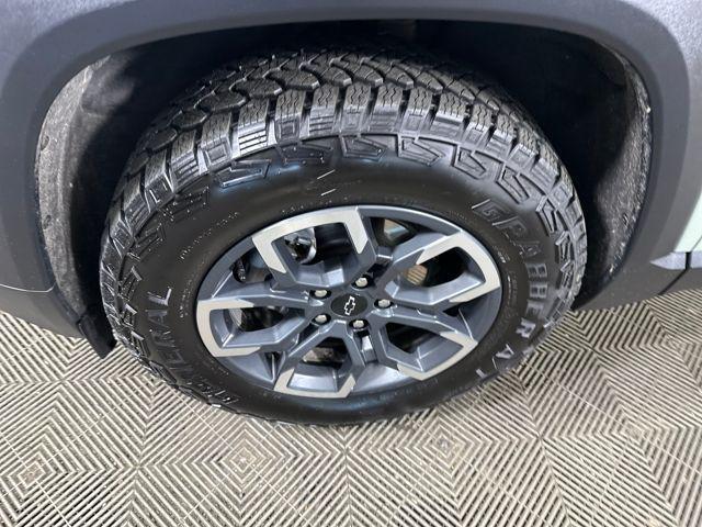 used 2025 Chevrolet Equinox car, priced at $29,997
