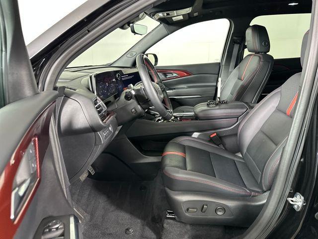 used 2024 Chevrolet Traverse car, priced at $43,440