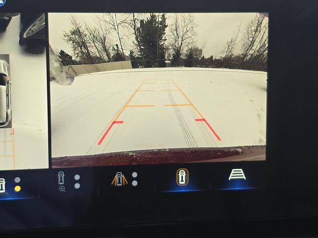 new 2026 Chevrolet Equinox car, priced at $30,990