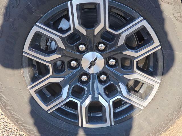 new 2026 Chevrolet Colorado car, priced at $51,285