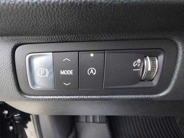 new 2026 Chevrolet Traverse car, priced at $40,936