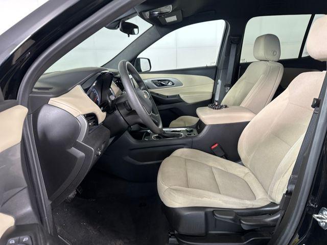 used 2023 Chevrolet Traverse car, priced at $24,390