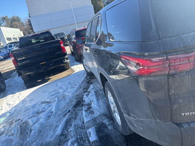 used 2023 Chevrolet Traverse car, priced at $24,390