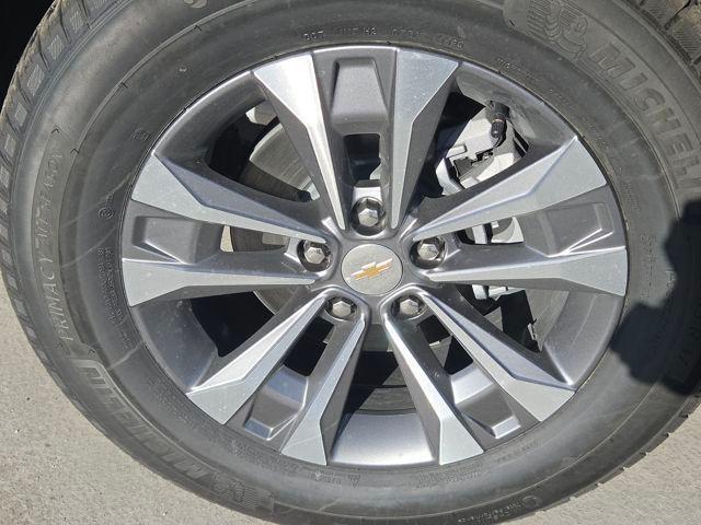 new 2026 Chevrolet Equinox car, priced at $28,800