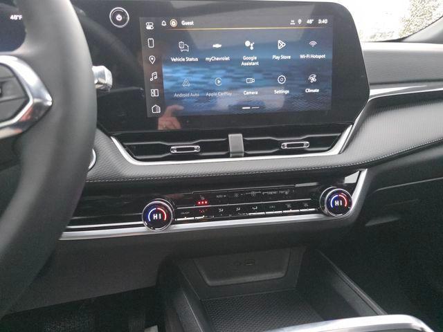 new 2026 Chevrolet Equinox car, priced at $34,395