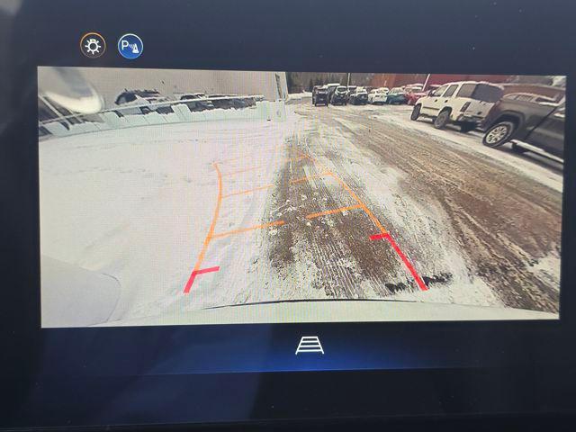 new 2026 Chevrolet Equinox car, priced at $33,651