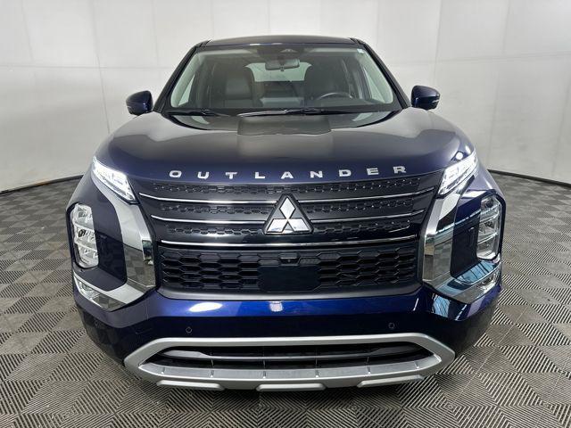 used 2024 Mitsubishi Outlander car, priced at $25,289