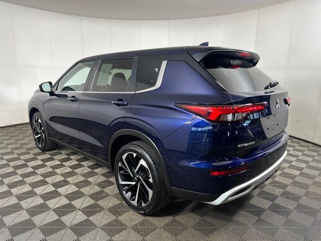 used 2024 Mitsubishi Outlander car, priced at $25,289