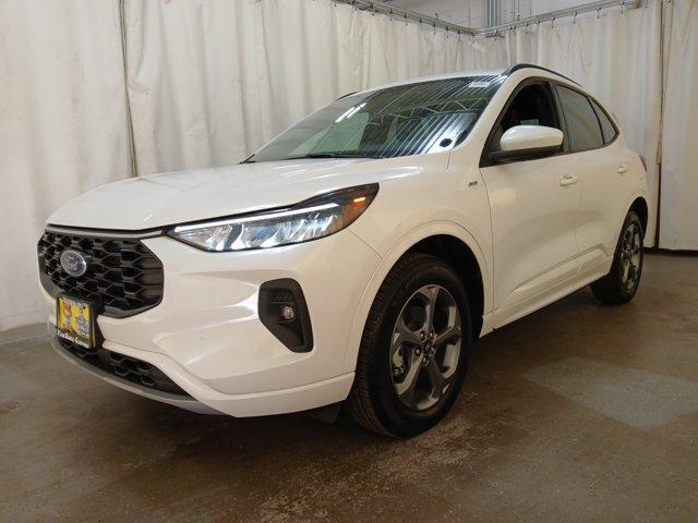used 2024 Ford Escape car, priced at $25,999