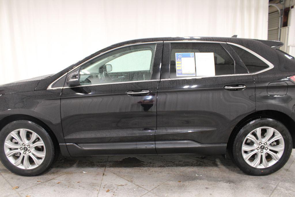 used 2024 Ford Edge car, priced at $28,288
