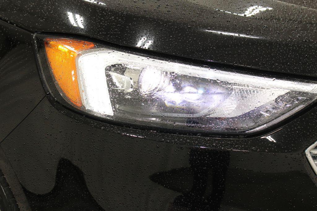 used 2024 Ford Edge car, priced at $28,288