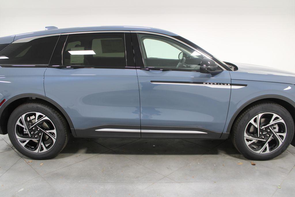 new 2026 Lincoln Nautilus car, priced at $58,872