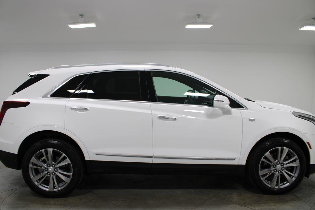 used 2024 Cadillac XT5 car, priced at $35,758