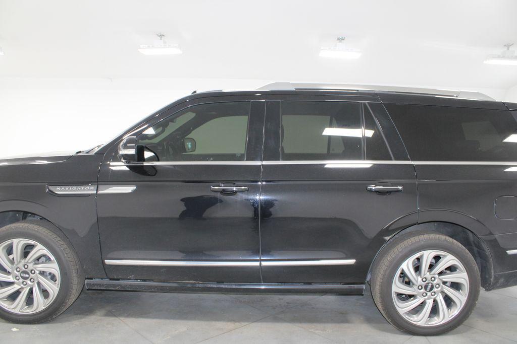 used 2024 Lincoln Navigator car, priced at $63,738