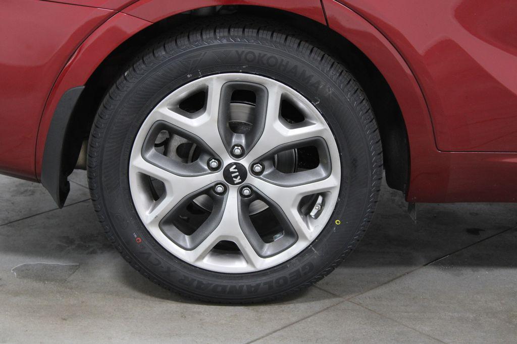 used 2020 Kia Sorento car, priced at $23,828