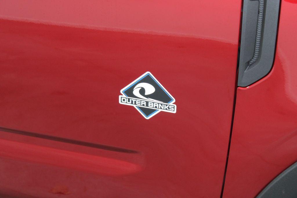 new 2025 Ford Bronco Sport car, priced at $36,104