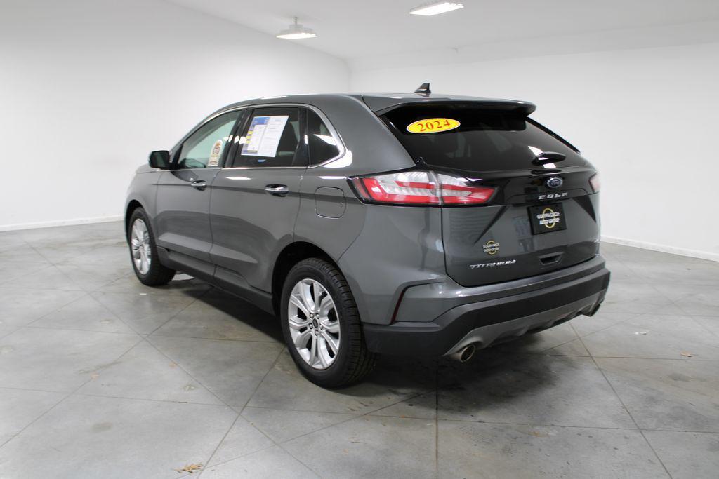 used 2024 Ford Edge car, priced at $25,000