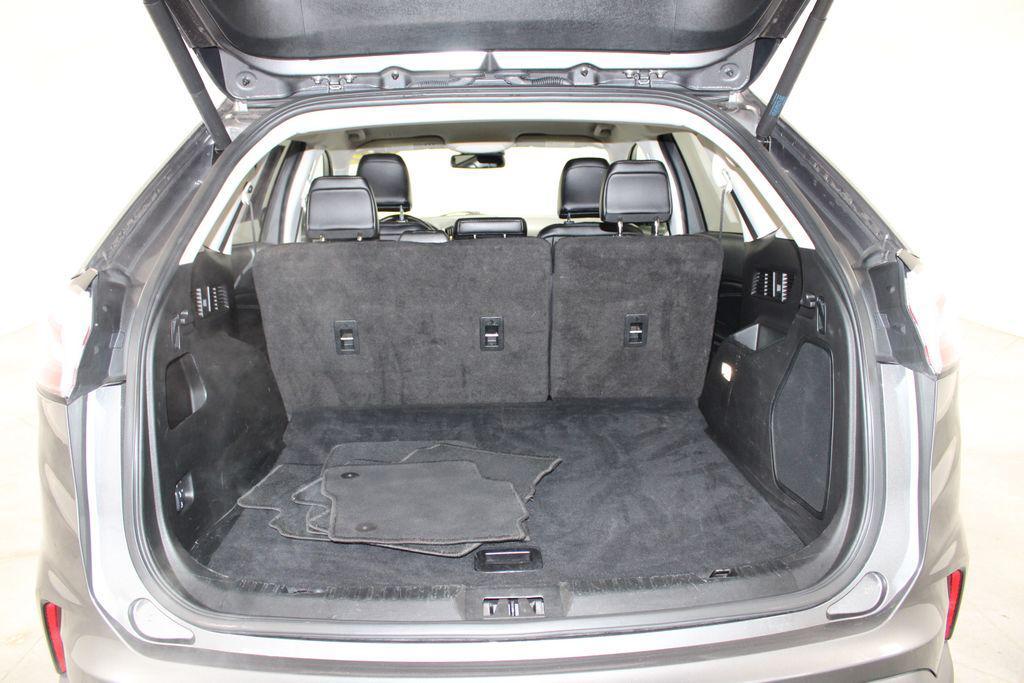 used 2024 Ford Edge car, priced at $25,000