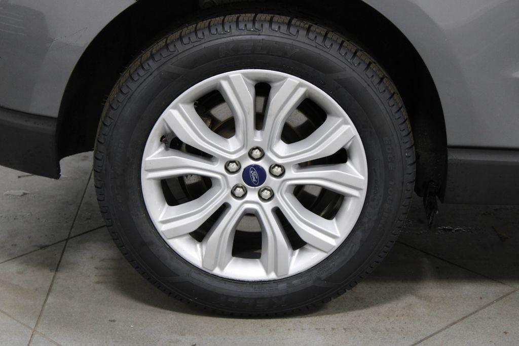 used 2024 Ford Edge car, priced at $25,000